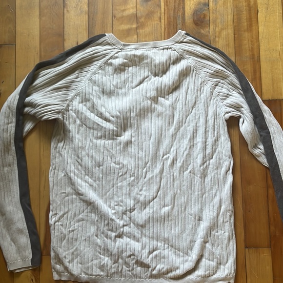 Calvin Klein Jeans sweater. Size large. - Picture 4 of 4